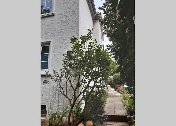 Ganze Wohnung Mit Garten